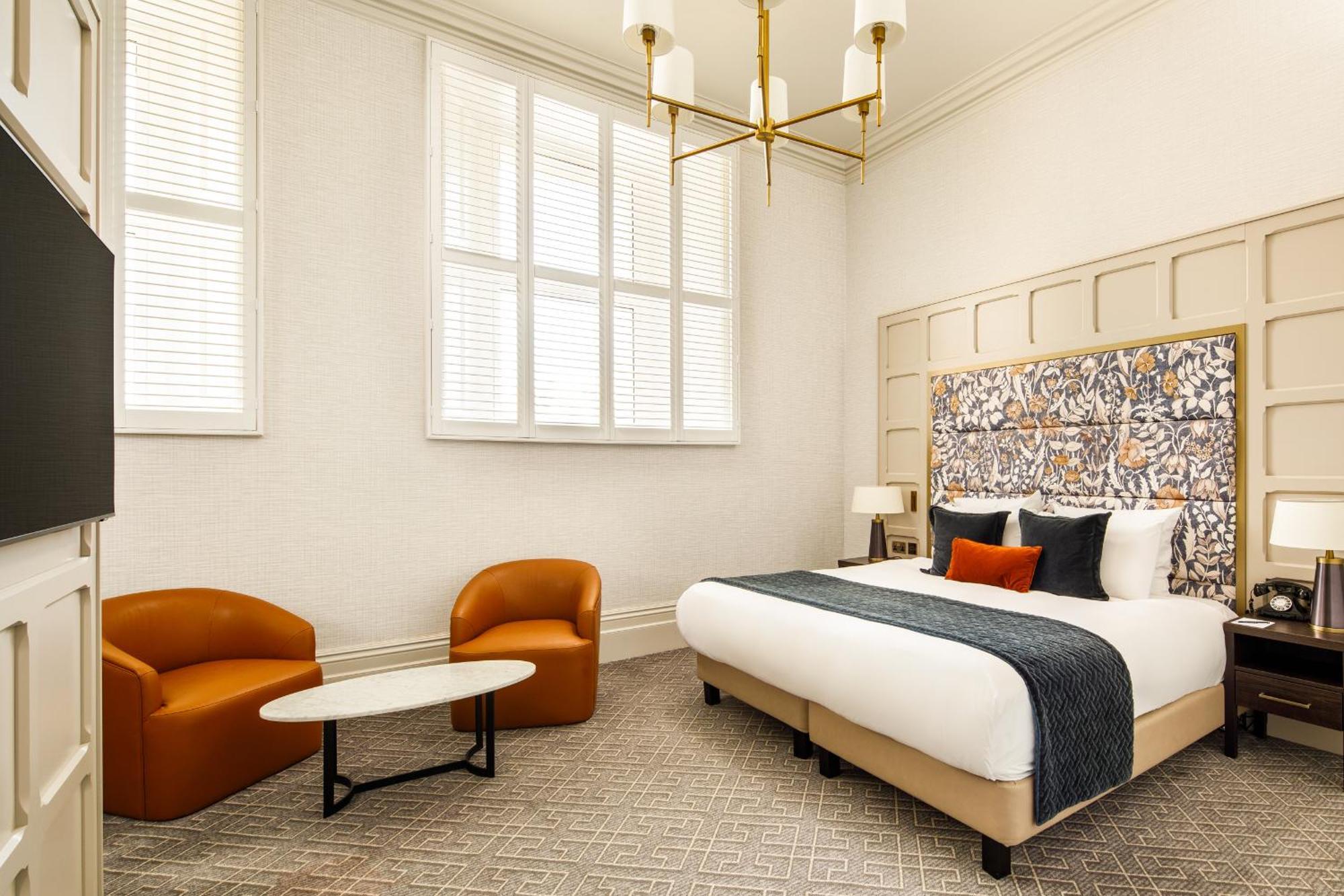 The Municipal Hotel Liverpool - Mgallery Eksteriør bilde A bedroom at the hotel